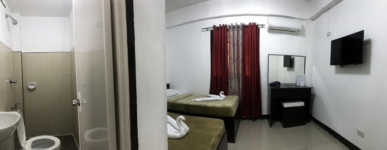 4C'S Tourist Lodge Puerto Princesa Exterior photo